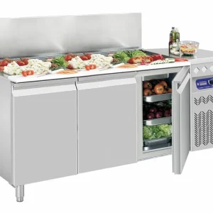 Laatste Kans Geventileerde koeltafel met 3 deuren GN1/1, 405 Lit. gekoelde bovenstructuur