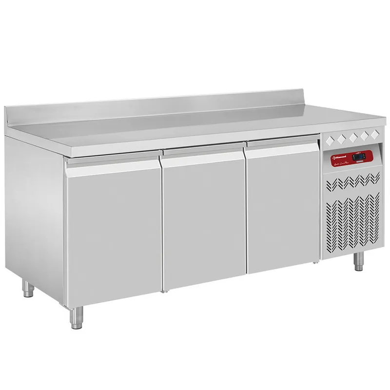 Gereduceerde Prijs Koelwerkbank geforceerd, 3 deuren GN 1/1, 405 liter