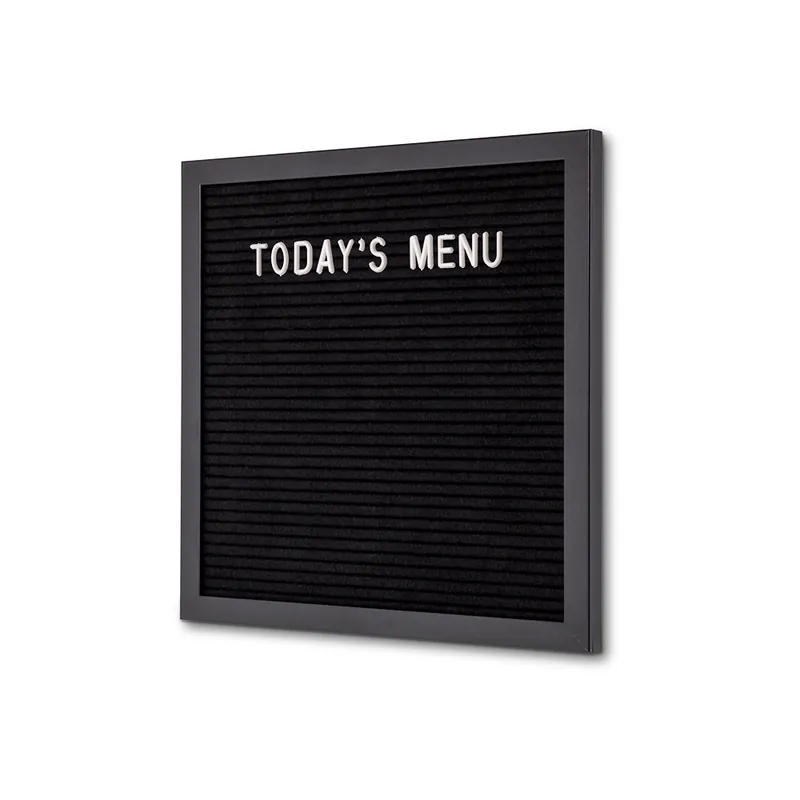 Letterbord Zwart 30 x 30 cm met Zwarte Lijst Op = Op