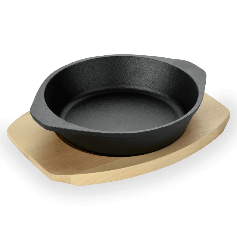 Superprijs serveerpannetje IRON DINING, met houten onderzetter, Ø 18 cm, hoogte 4,5 cm, gietijzer, hout